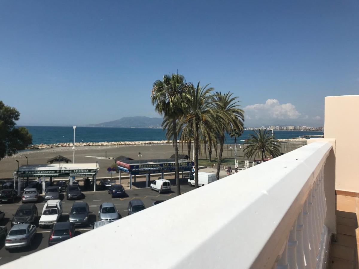 Soek Pedregalejo Seafront Holidays Homes Малага Экстерьер фото
